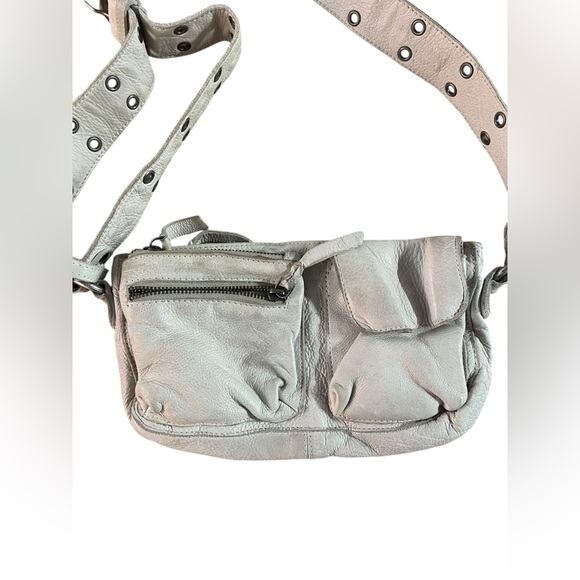 Free People Wade Leather Sling Purse Crossbody - Picture 2 of 6